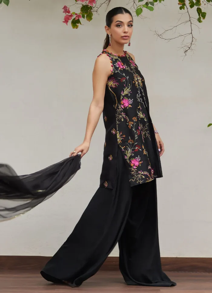 Siya Black Embroidered Shirt and Dupatta - Image 4