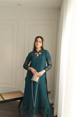 Ayesha Baig x MH - Maryam Hussain - Chloe