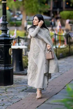 Sarah Falak Khan x MH - Maryam Hussain - Chloe