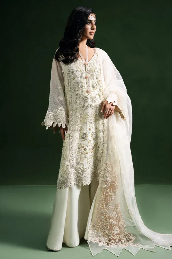 White Canvas – Zainab Salman – Luna Festive