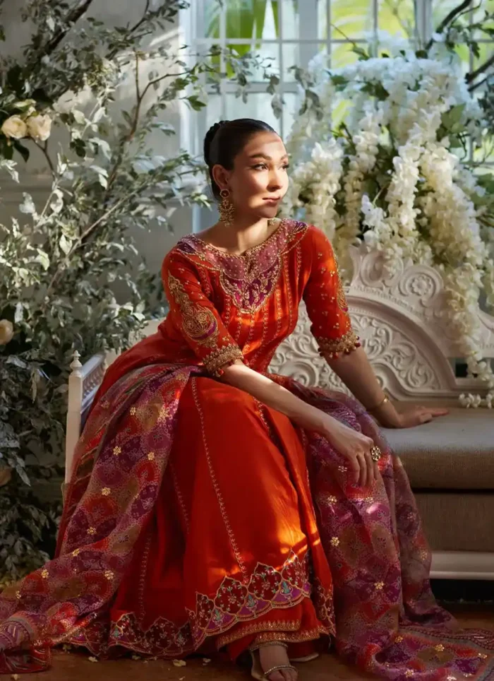 Kusum Burnt Orange - Farah Talib Aziz - Mayna Festive Luxe Pret