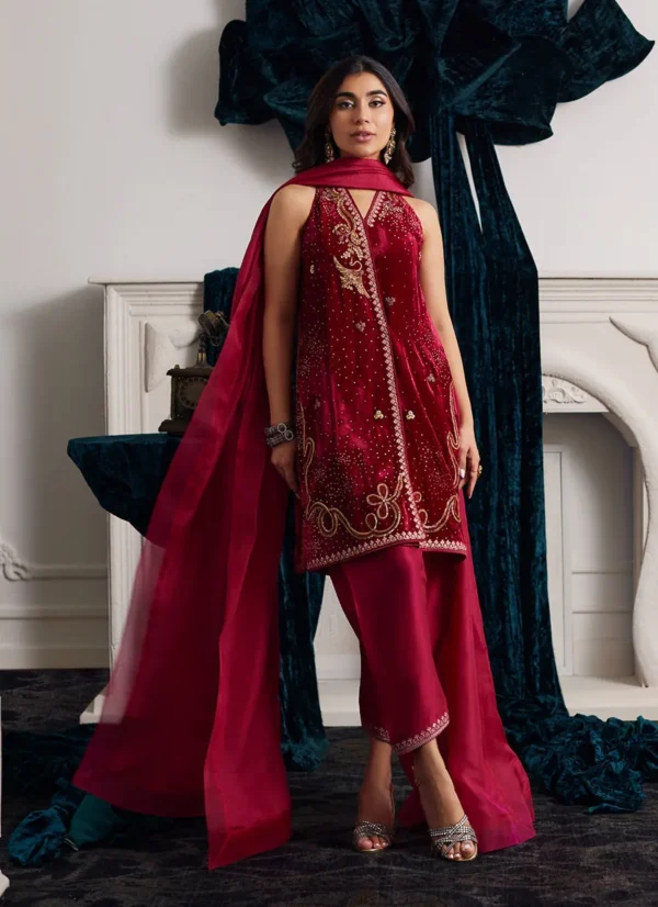 Ismaya – Farah Talib Aziz – Velvets