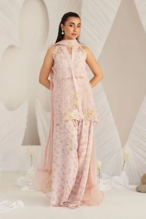 Farah Talib Aziz Lea Eid 25 Kyma Blush