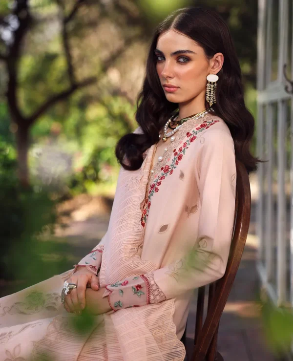 Republic Embroidered Pret - M-140