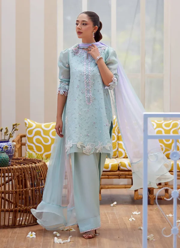Farah Talib Aziz Tara Eid Lux - Noa