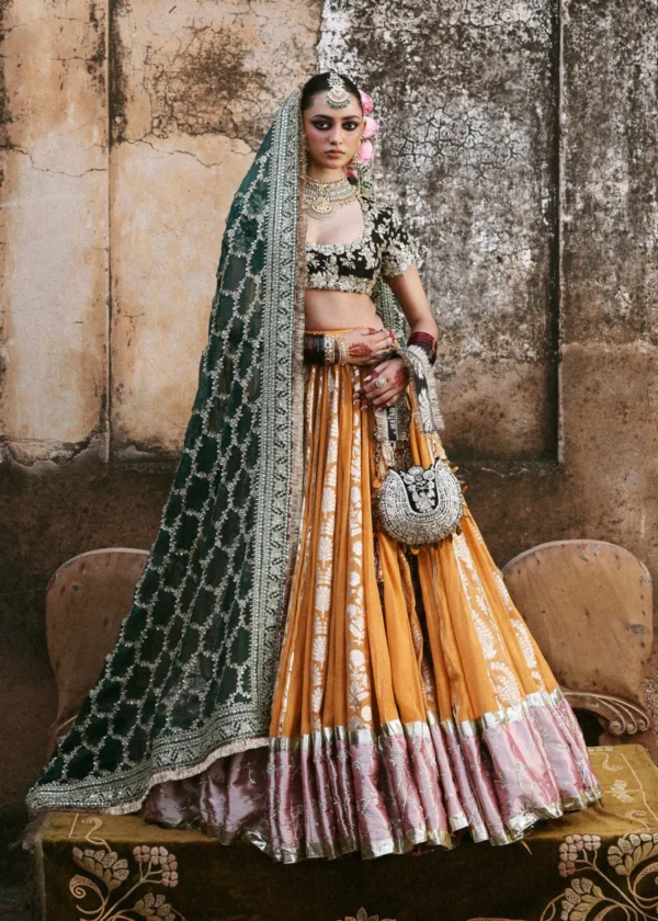 Hussain Rehar Dilruba - Soraya