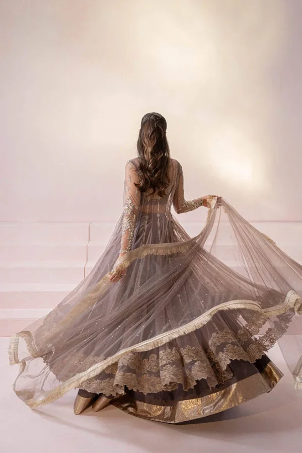 Zainab Salman Formals - Starlight