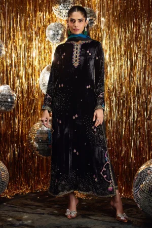 Farah Talib Aziz Velvet Fete - Masika Black