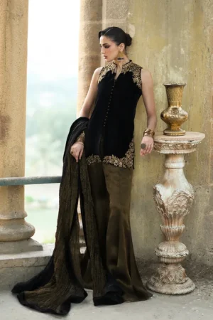 Zainab Chottani Velura Velvet Edit 25 - Mihr Gold