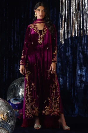 Farah Talib Aziz Velvet Fete - Arwen Magenta