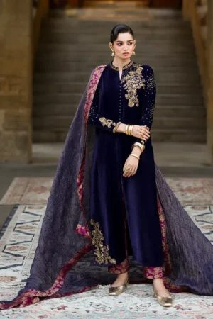 Zainab Chottani Velura Velvet Edit 25 - Celine Gold