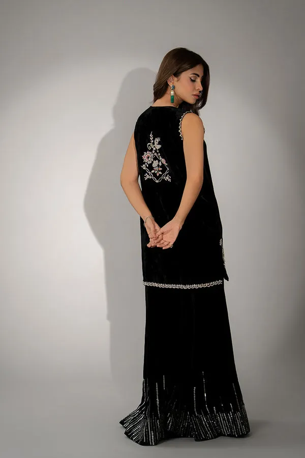 Mina Hasan Winter 25 - Aena