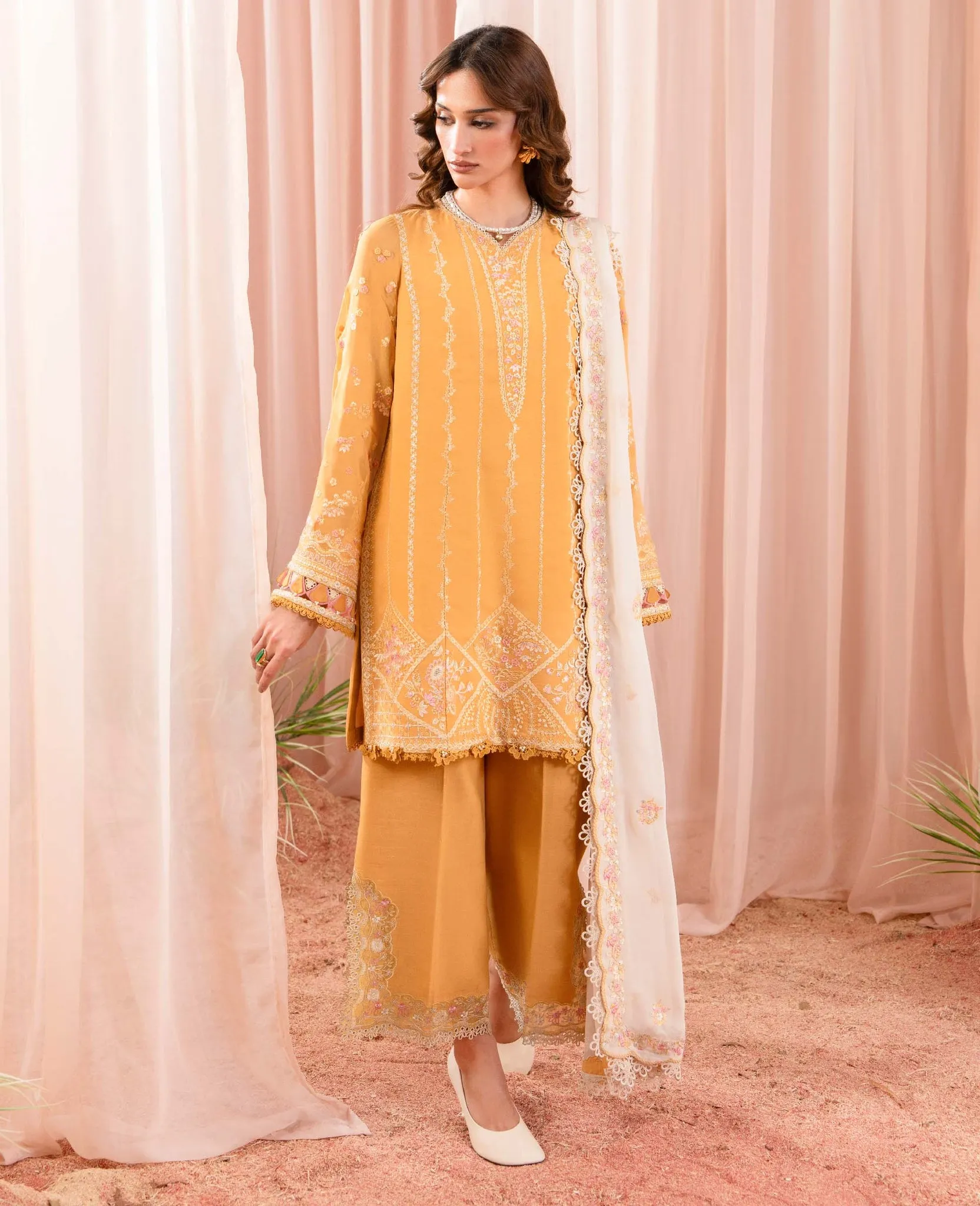 Republic premium Pret - Amber