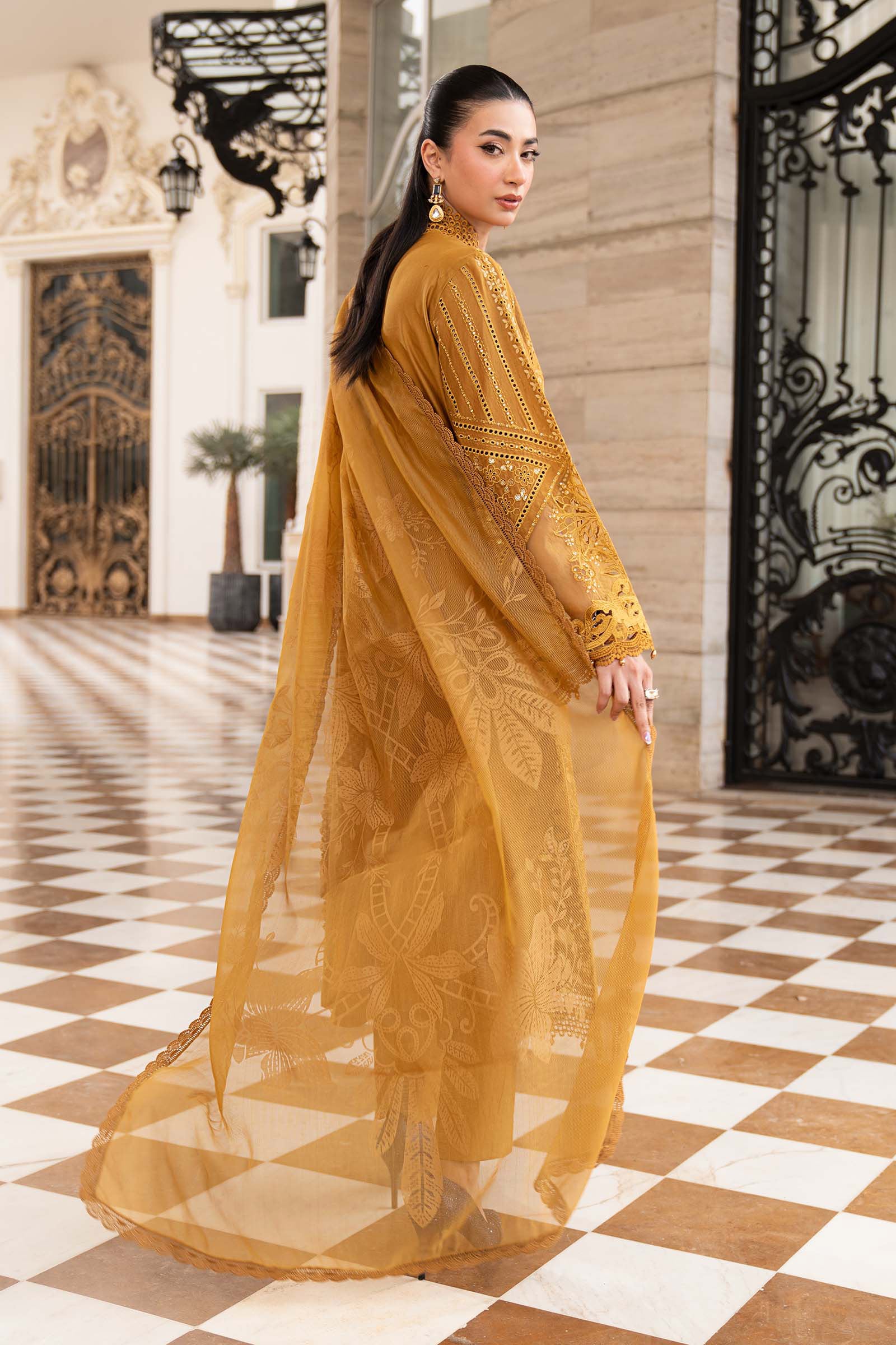 Maria B Embroidered Lawn - ELS-26-07