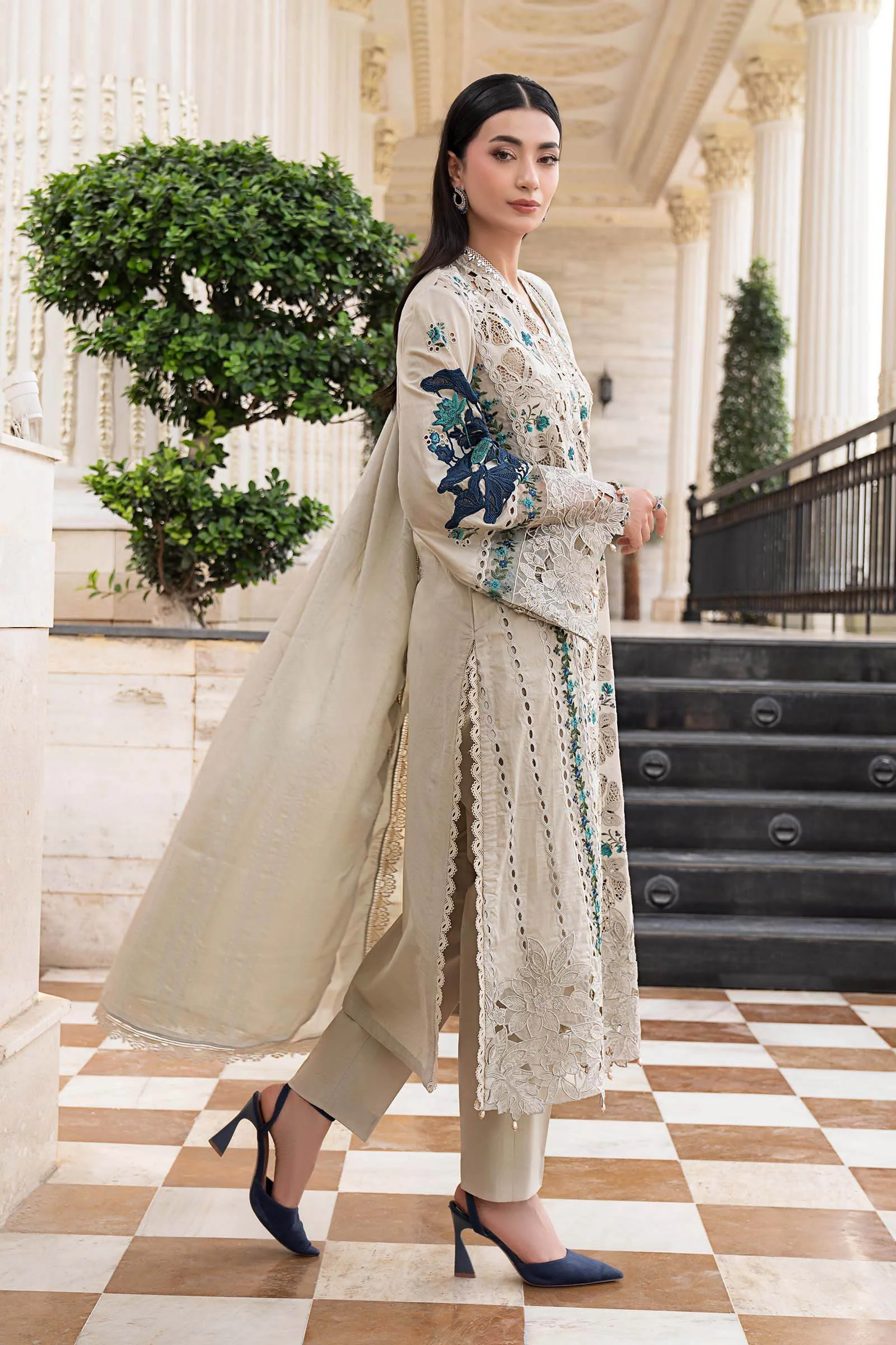 Maria B Embroidered Lawn - ELS-26-08