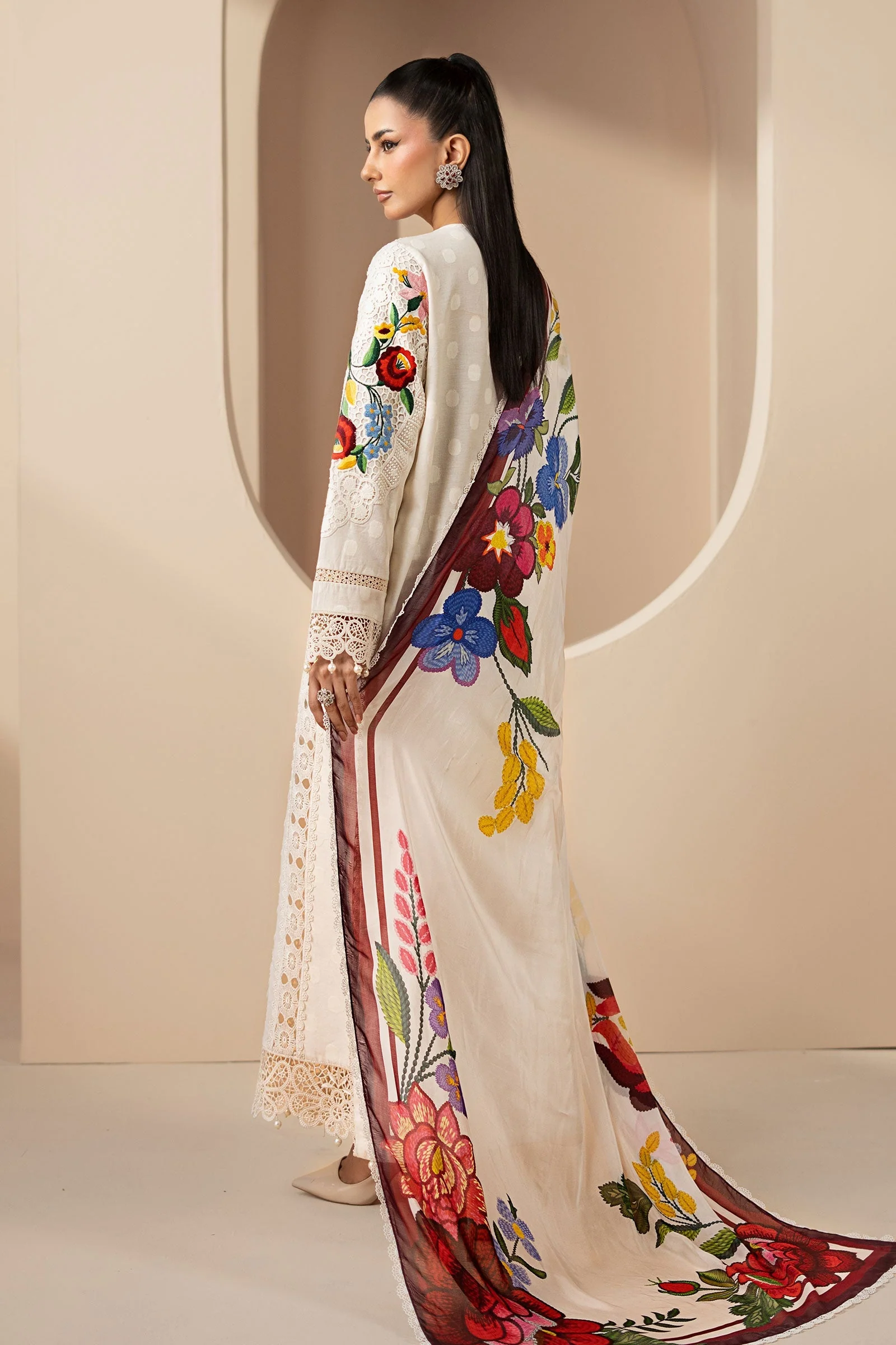Maria B Embroidered Lawn - DS-2610-A