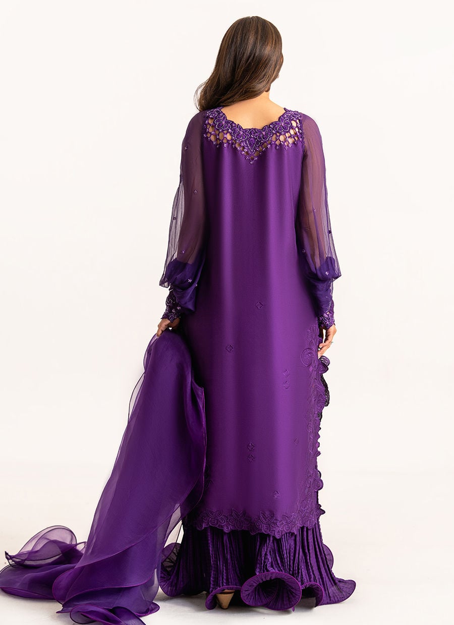 Farah Talib Aziz Lea Luxe - Vespera