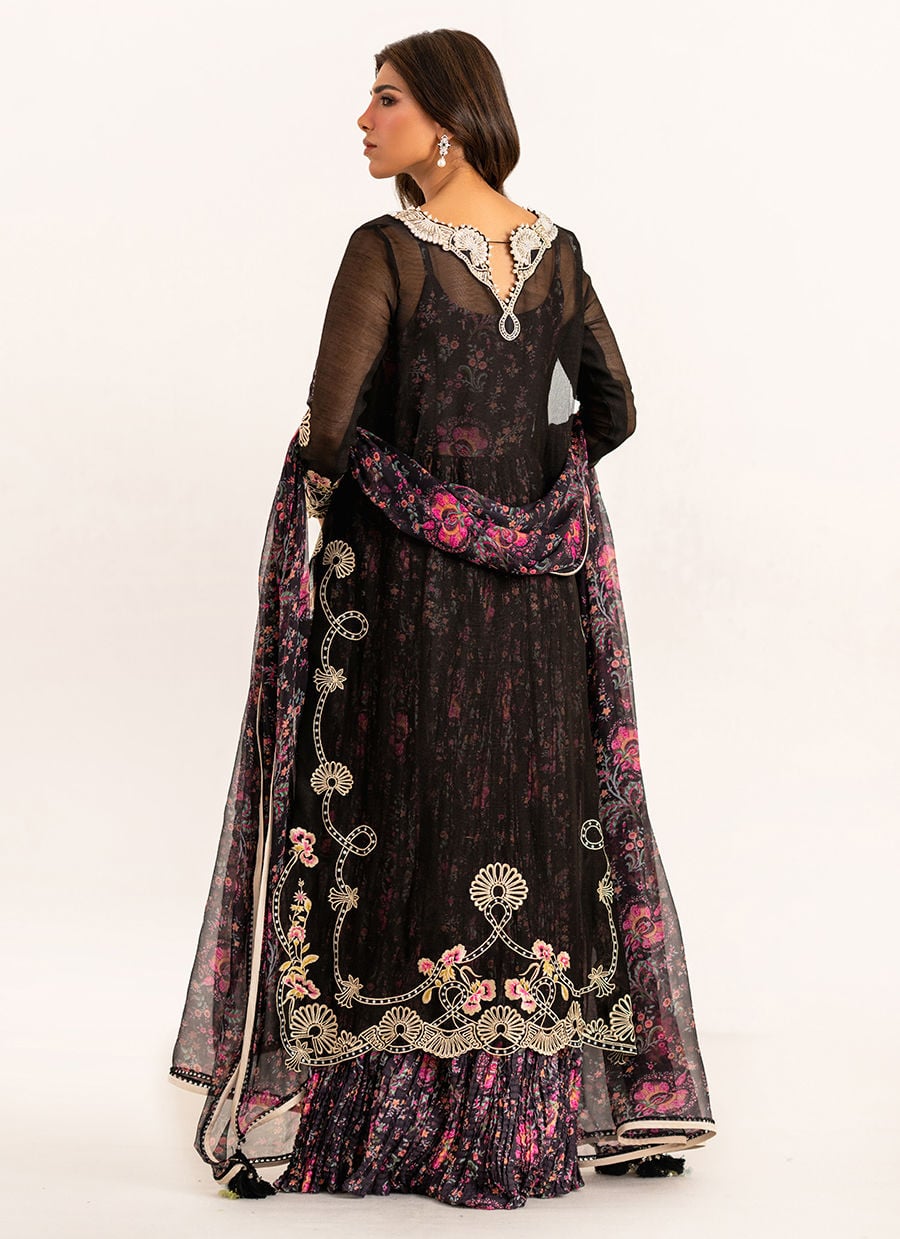 Farah Talib Aziz Lea Luxe - Noirea